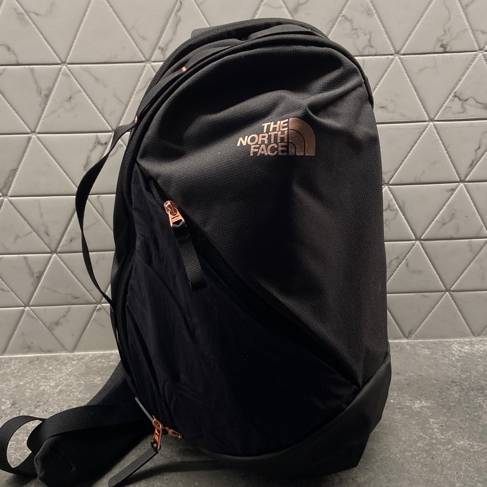 NWT The North Face Isabella Sling with Rose Gold Accents